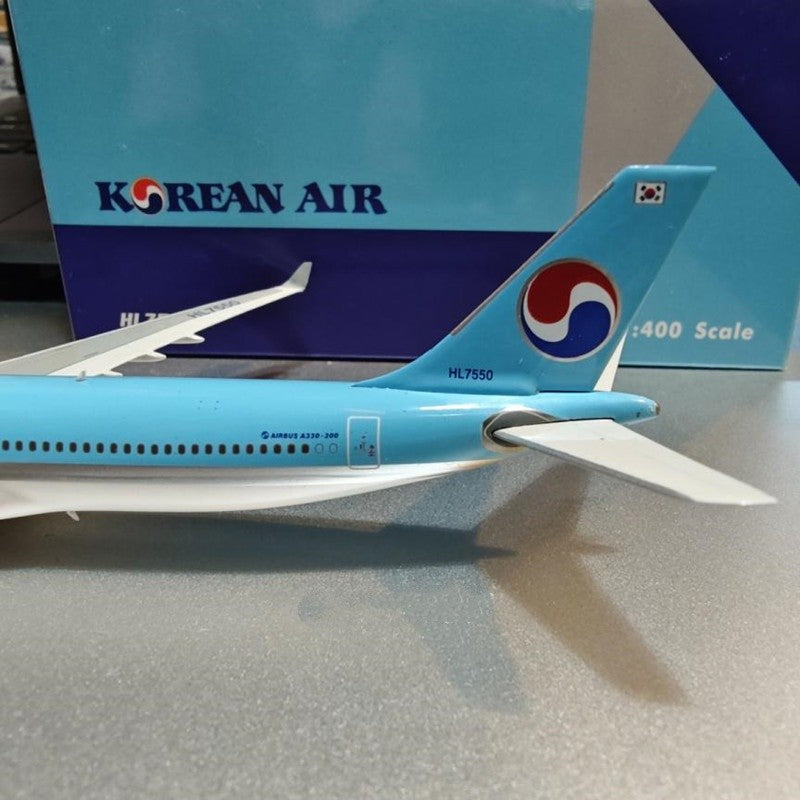 1:400 Phoenix Korean Air Airbus A330-300 Airplane Diecast Aircraft Plane Model