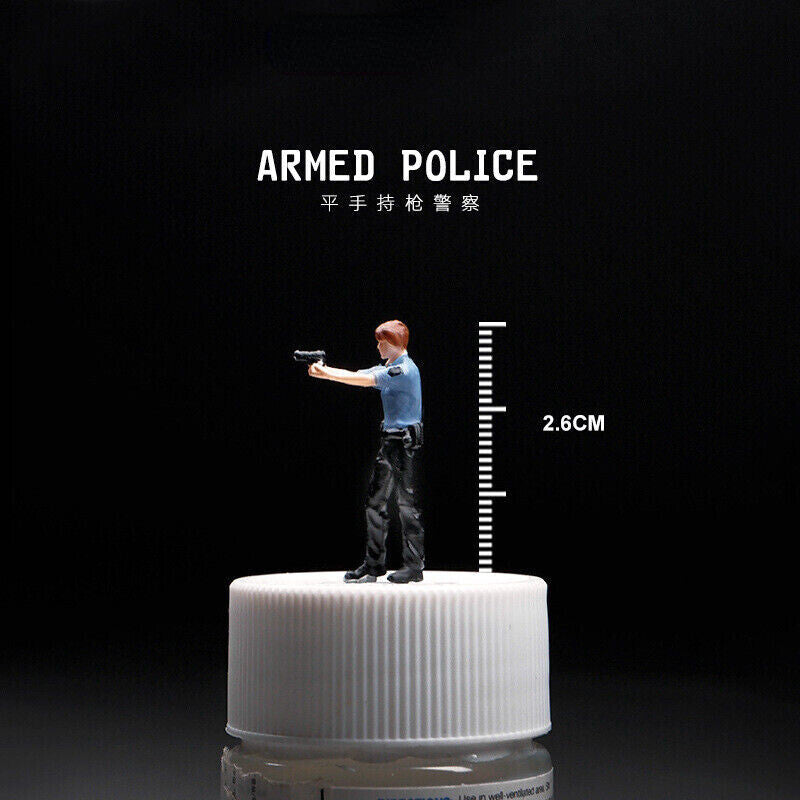 1/64 Figure Model City Road Police Arrest Thief Scene Display Doll Model