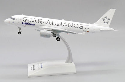1:200 JC Wings Lufthansa STAR ALLIANCE AIRBUS A320 Passenger Plane Diecast Model