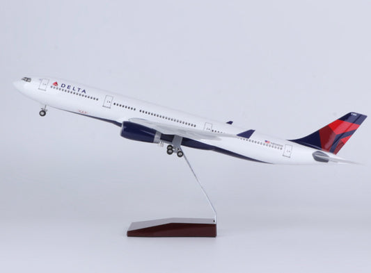 47CM 1:135 DELTA AIRBUS A330 Passenger Airplane Landing Gears Resin Plane Model