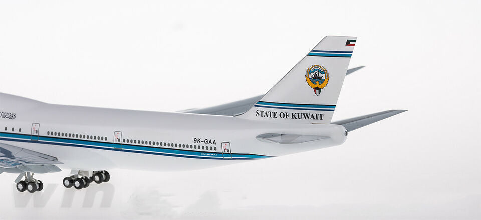 1:200 38CM Hogan STATE OF KUWAIT BOEING 747-8 Aircraft ABS Plastic Plane Model