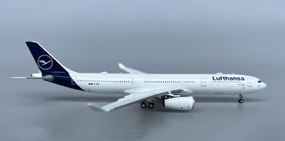 1:400 NG Lufthansa AIRBUS A330-300 Passenger Airplane Diecast Aircraft Model