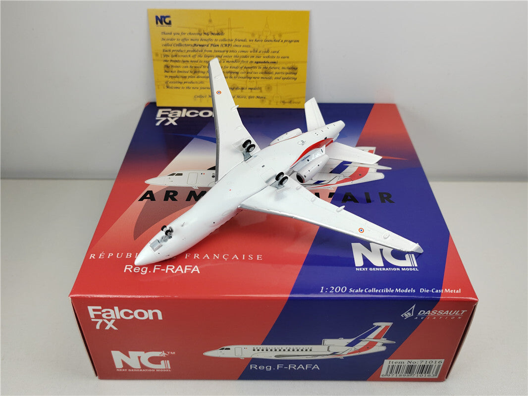 1:200 NG Model ARMEE DELAIR Falcon7X Passenger Airplane Diecast Aircraft Model