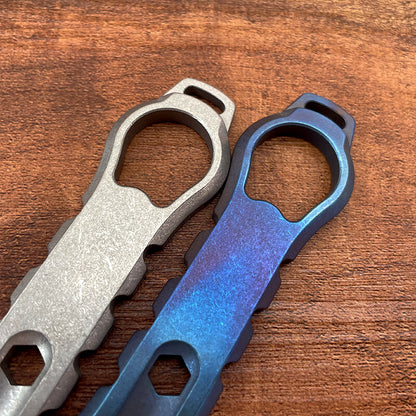New Titanium Key Chain Pendants Bottle Opener Crowbar Multi-function Tools