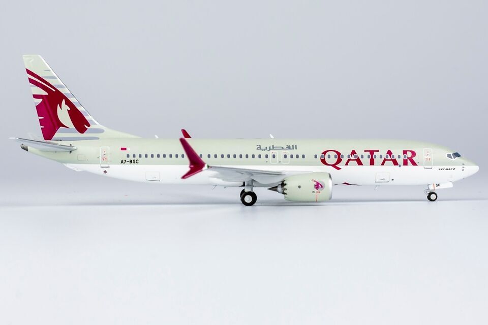 1:400 NG Model QATAR BOEING 737 MAX 8 Passenger Airplane Diecast Aircraft Model
