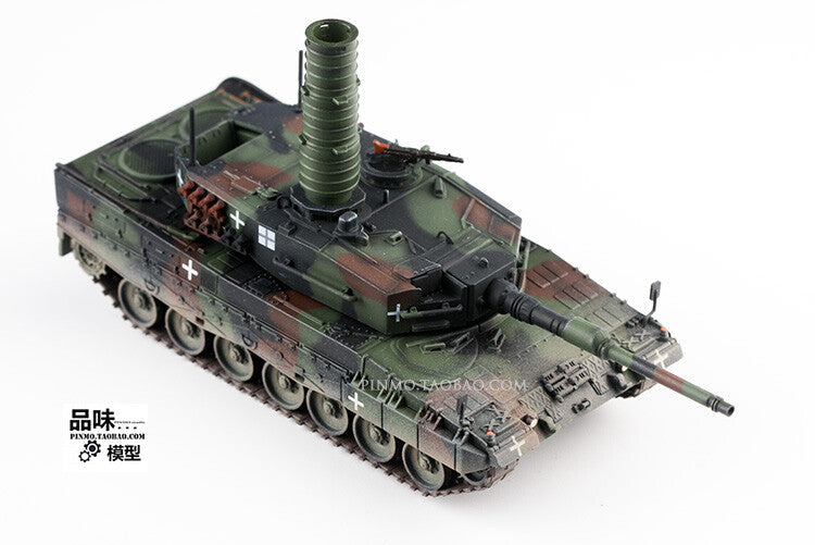 1/72 Ukrainian Leopard 2A4 Main Battle Tank Model