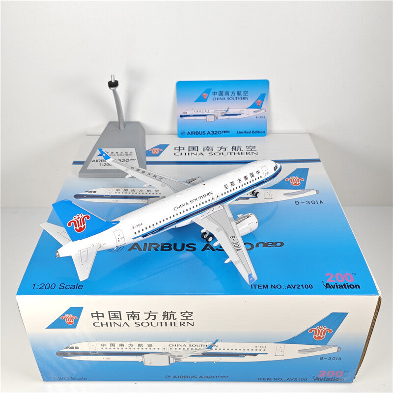 1:200 Aviation CHINA SOUTHERN AIRBUS A320NEO Passenger Airplane Diecast Model