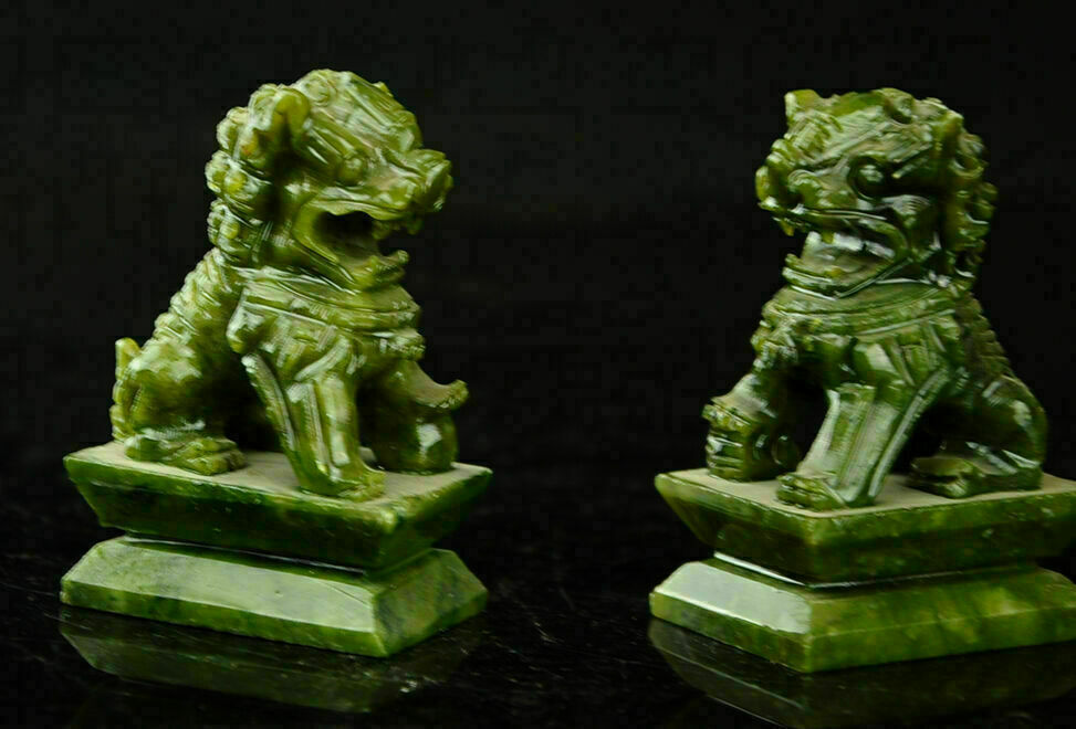 A Pair 100% China Natural Jade Hand-carved Statues Fo Dog Lion Rare