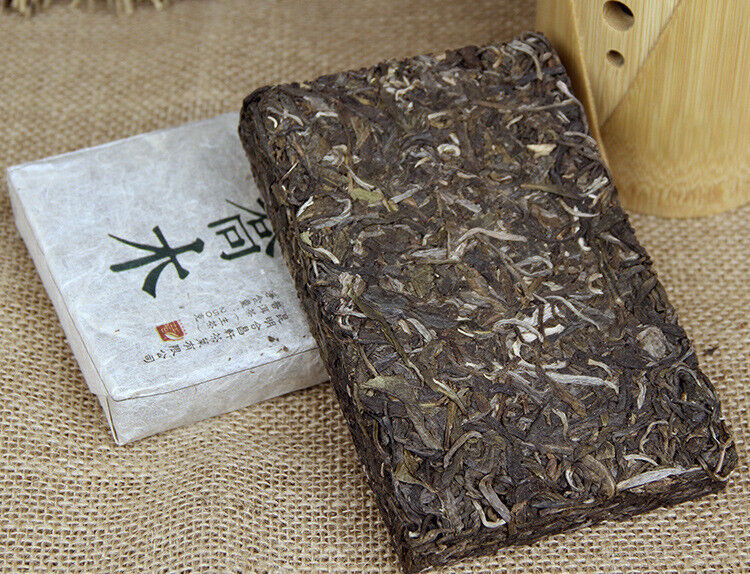 250g Top Green Tea Old Tree Pu-erh Cha Tea Brick Yunnan Early Spring Pu-Erh Tea