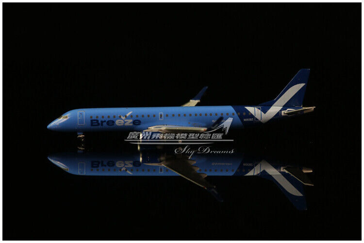 1:400 GeminiJets Breeze Embraer ERJ-195 Passenger Airplane Diecast Plane Model