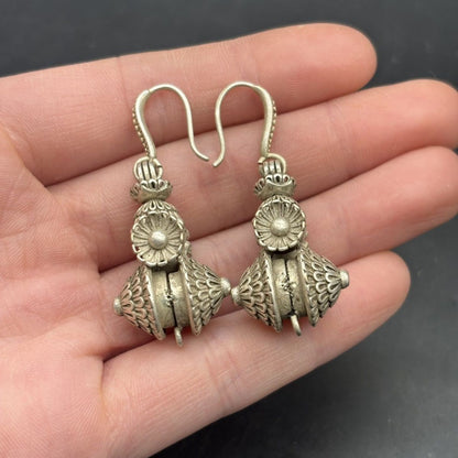 Vintage Silver-Tone Gourd Earrings Tibetan Ethnic Style Pair