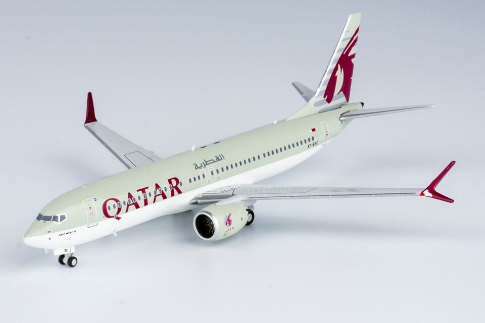 1:400 NG Model QATAR BOEING 737 MAX 8 Passenger Airplane Diecast Aircraft Model