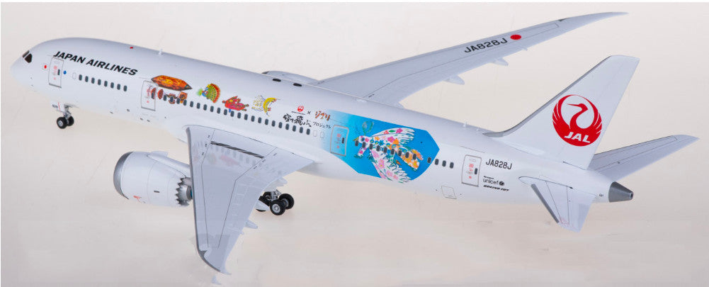 1:200 SQ Wings Japan Airlines B787-8 JA828J Passenger Airplane Diecast Model