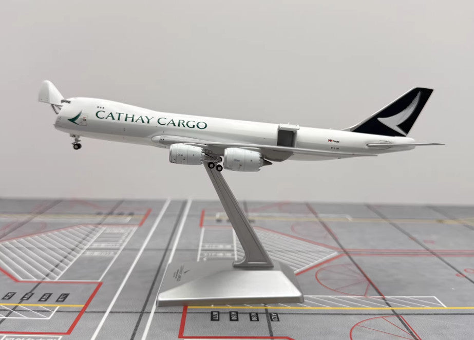 1:400 YY Wings CATHAY CARGO BOEING B747-8F Plane Aircraft Diecast Airplane Model