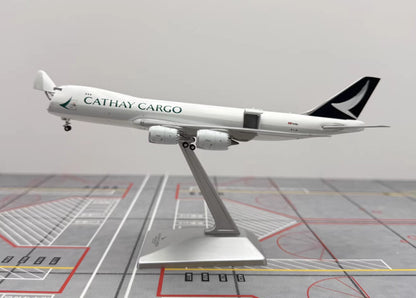 1:400 YY Wings CATHAY CARGO BOEING B747-8F Plane Aircraft Diecast Airplane Model