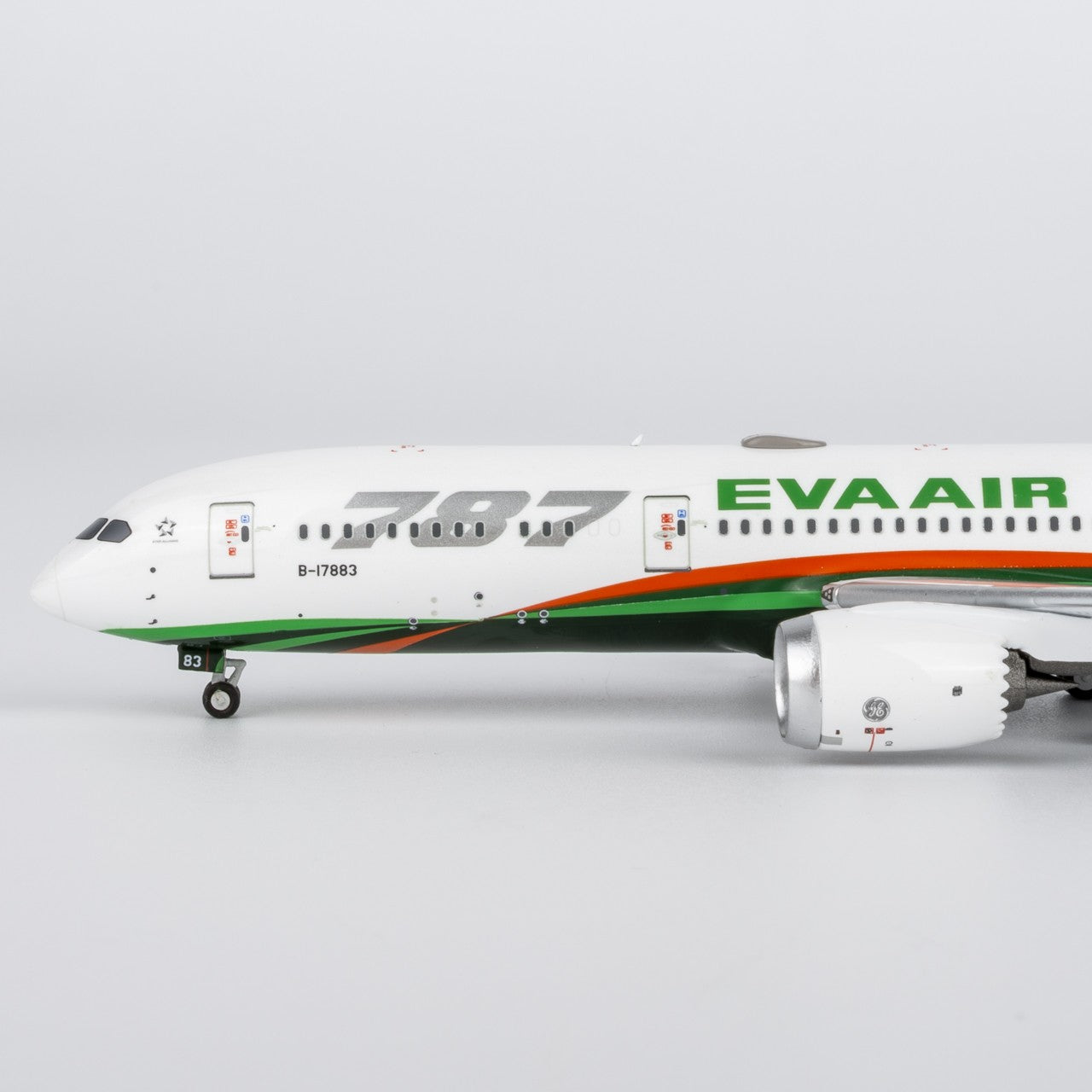 1:400 NGmodels EVA Air B787-9 B-17883 Passenger Airplane Diecast Plane Model
