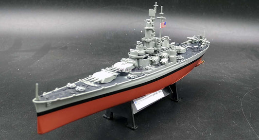 FloZ WWII Battleship USS Massachusetts BB-59 1/1000 diecast Model Ship