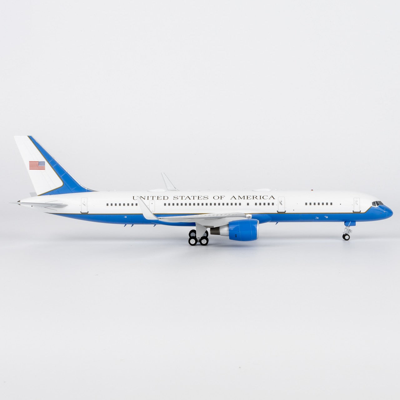 1:200 NGmodels USAF Boeing 757-200 C-32A Passenger Airplane Diecast Plane Model