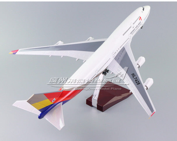 1:150 47CM ASIANA AIRLINES BOEING 747-400 Airplane Landing Gear Resin Model
