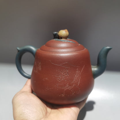 Chinese Yixing Zisha Clay Handmade Exquisite Teapot （寿桃壶 低款：铁画轩 )