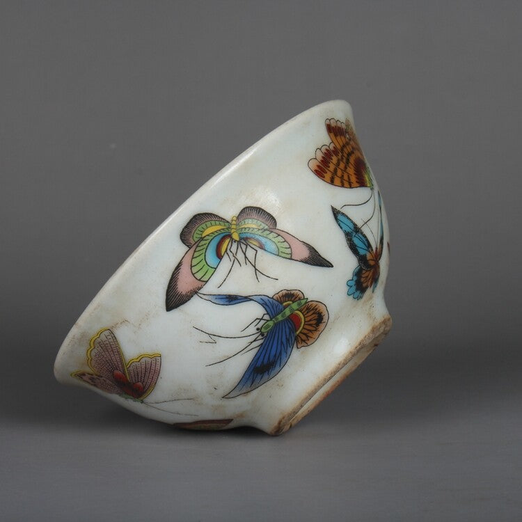 Chinese Famille Rose Porcelain Qing Tongzhi Butterfly Design Teacup Cup 3.5 Inch
