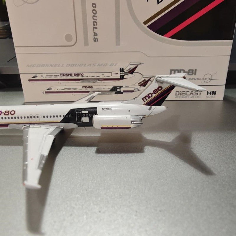 1:400 JC Wings McDonnell Douglas MD-80 N980DC Airplane Diecast Aircraft Model