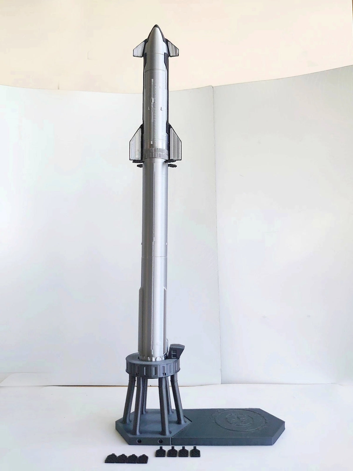 1:400 SpaceX Starship Super Heavy Booster Rocket Model Set with Tower Starbase