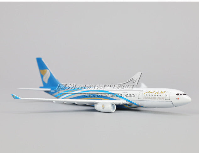16cm OMAN AIR AIRBUS A330 Passenger Airplane Aeroplane Diecast Aircraft Model