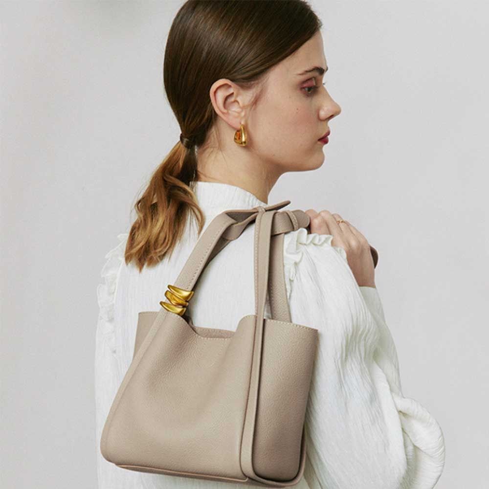 Genuine Leather Bucket Bag Unique Handbag Soft Cowhide Shoulder Bags 19*13*18 CM