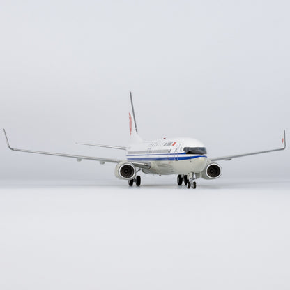1:200 NG Models Air China Boeing 737-800 Passenger Diecast Aircraft Model