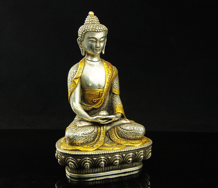 Vintage Chinese old Tibet Silver Gilt Buddhism Sakyamuni Buddha Statue 22322