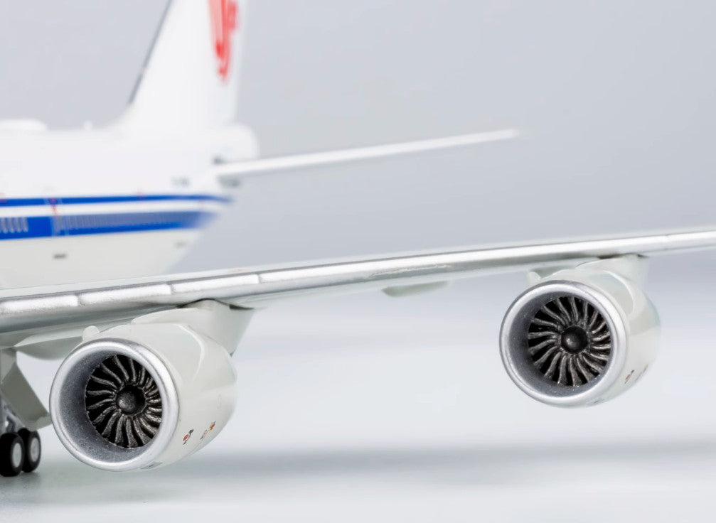 1:400 NG Model AIR CHINA BOEING 747-8i Passenger Airplane Diecast Aircraft Model