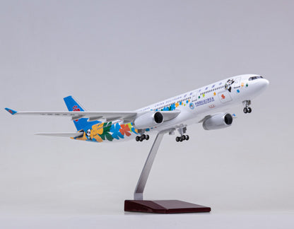 1:135 47CM CHINA SOUTHERN AIRBUS A330 Passenger Plane Landing Gear Resin Model