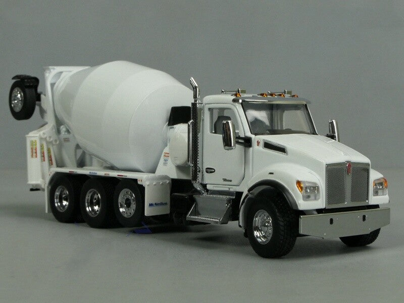 1:50 DM T880SFFA MC Cement Mixer Truck Construction Machine Diecast Model