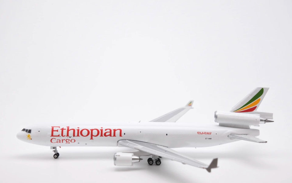 1:400 Phoenix Ethiopian Cargo McDonnell Douglas MD-11 Airplane Diecast Model