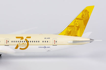 1:400 NG Model Saudia BOEING 787-9 Passenger Aircraft Diecast Airplane Model
