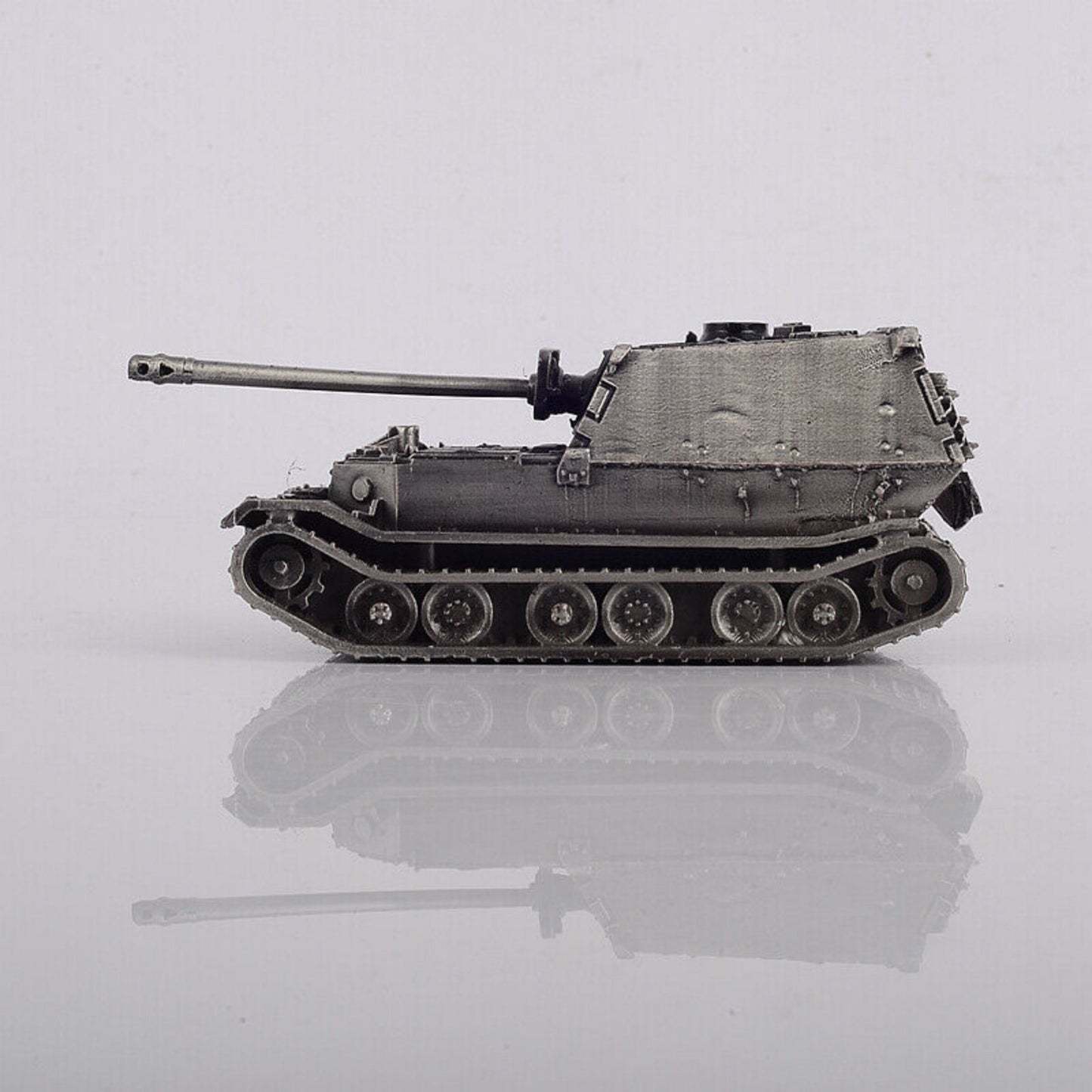 1:72 WW II Germany Jagdpanzer TIGER/P Tank Model All-metal Silver