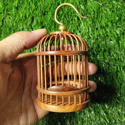 Bamboo Mini Insect Cage Handmade Katydid Cricket Cage Ornament 7cm Diameter