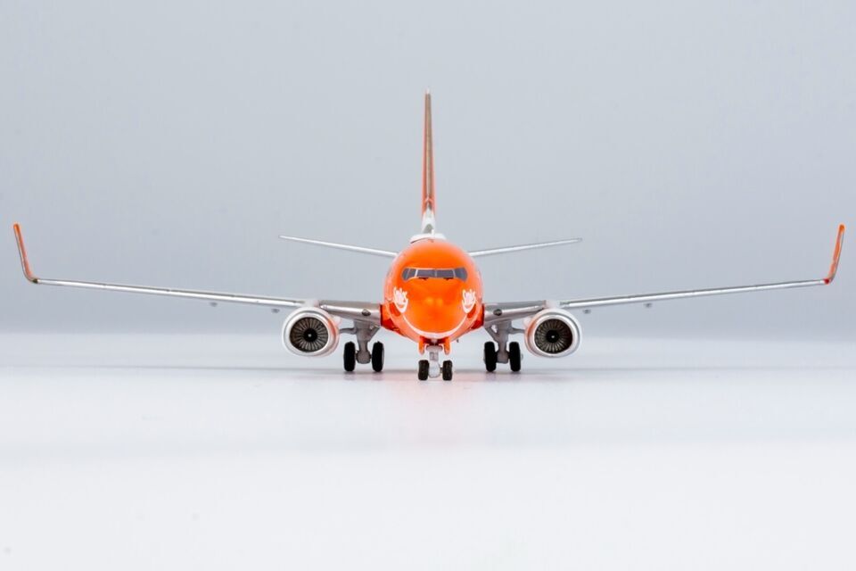 1:400 NG Model GOL BOEING 737-800 Passenger Airplane Diecast Aircraft Model