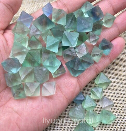 A+A+ Natural Green Fluorite octahedron Quartz Crystal Reiki Healing 15pcs