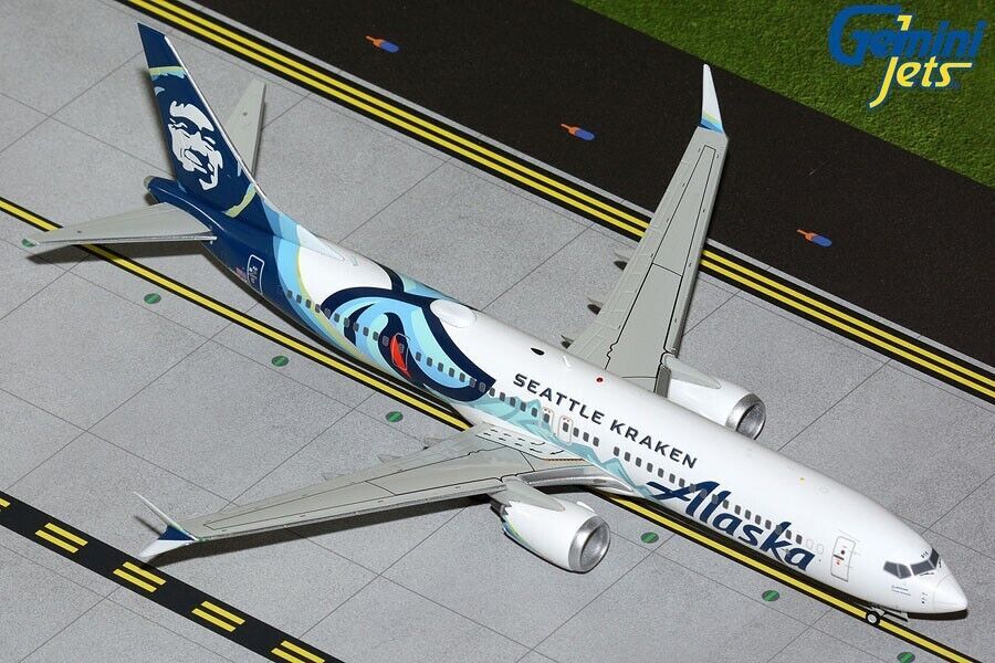 1:200 GeminiJets Alaska BOEING 737 MAX 9 Passenger Airplane Diecast Plane Model