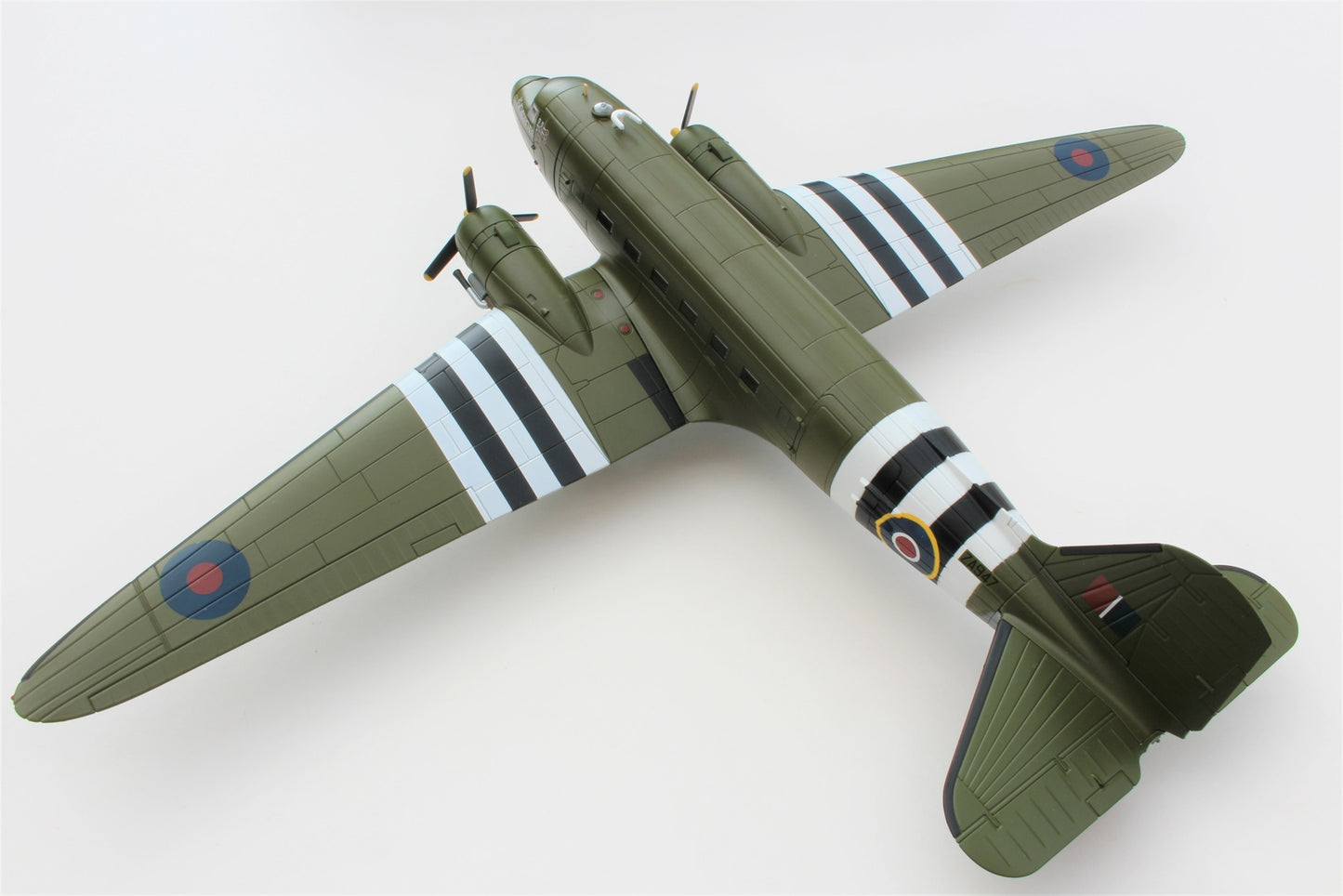 CORGI Douglas C-47 Dakota ZA947 KWICHERBICHEN 1/72 diecast plane model aircraft
