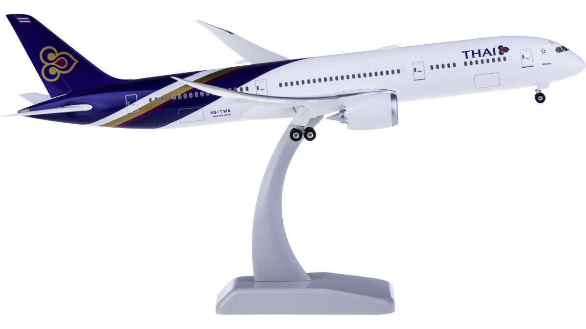 1:200 32CM Hogan THAI BOEING 787-9 Passenger Plane ABS Plastic Aircraft Model