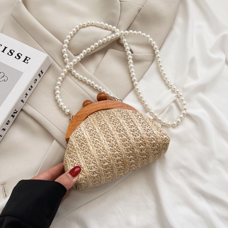 Vintage Pearl Chain Crossbody Bag Straw Woven Handbag Wooden Clip Shoulder Purse