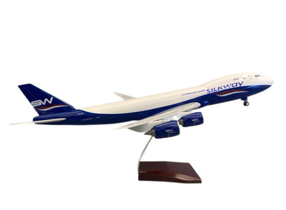1:160 47CM Silkway BOEING 747-8 Plane Airplane Landing Gear Resin Aircraft Model