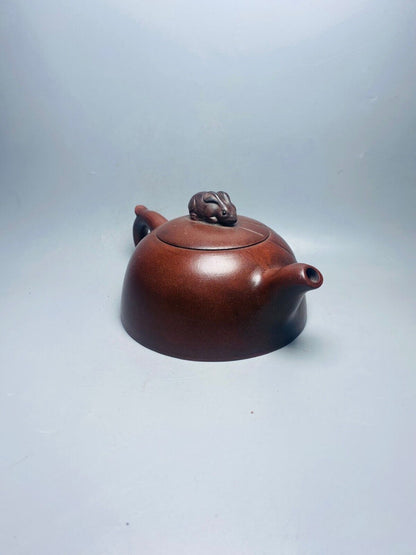 Chinese Yixing Zisha Clay Handmade Exquisite Teapot （玉兔 底款：尹聴華）