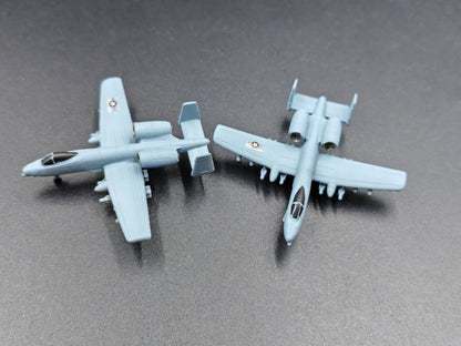 1/350 US A-10 Attack Plane model Hog Fighter Finished model (2 aircraft)