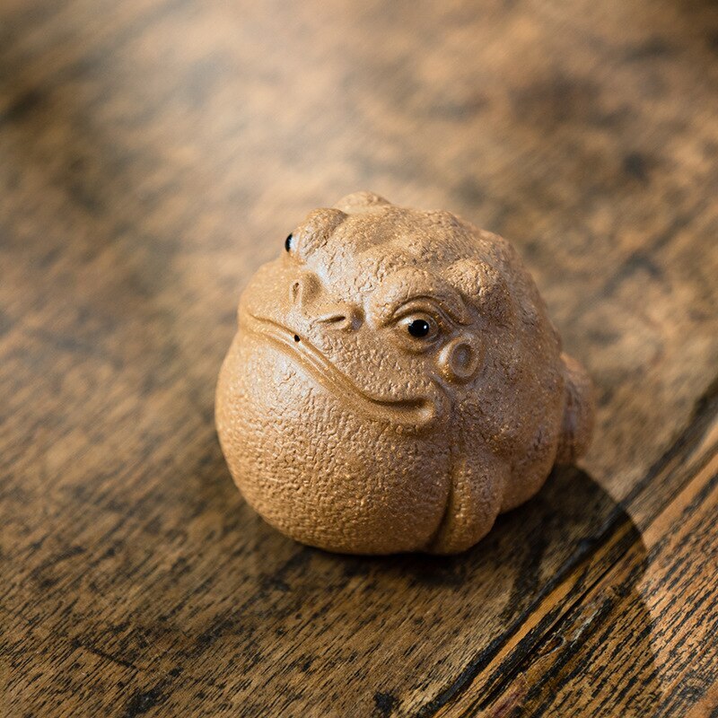 1pc Yixing Purple Clay Tea Pet Three-legged Golden Toad Ornaments Handmade Decor