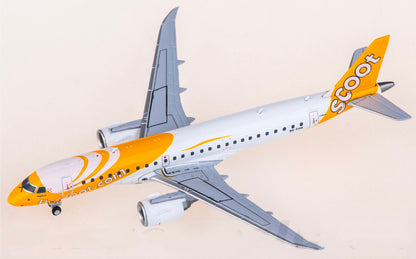 1:400 JC Wings Scoot Embraer ERJ-190-E2 Passenger Plane Diecast Aircraft Model