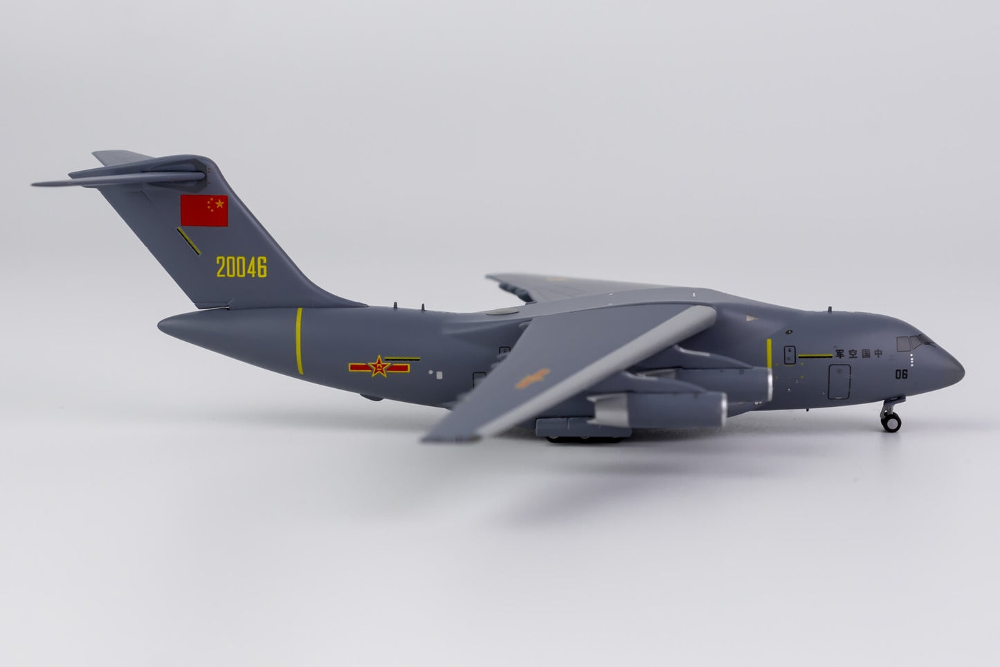 1/400 China Air Force Y-20 Kunpeng Transport Aircraft 20046 Alloy Aircraft Model
